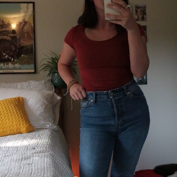 basic tight rust tee :) - Picture 2 of 3